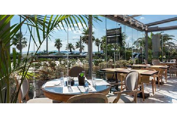 Coral Hotel Athens Stedentrip