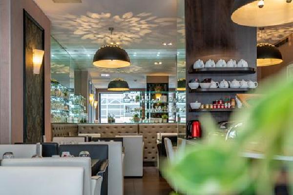 Elysées Bassano Stedentrip