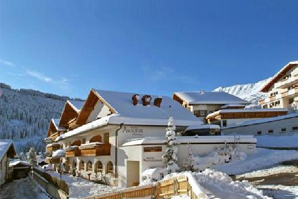 Amadeus Micheluzzi Wintersport