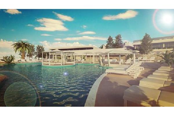 Port 9 Island Family Resort Zonvakantie