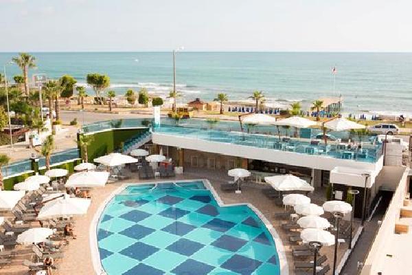 C Lounge Zonvakantie