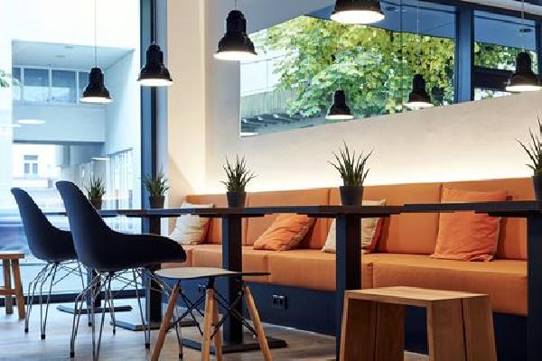 LÉGÈRE EXPRESS Tuttlingen Autovakantie