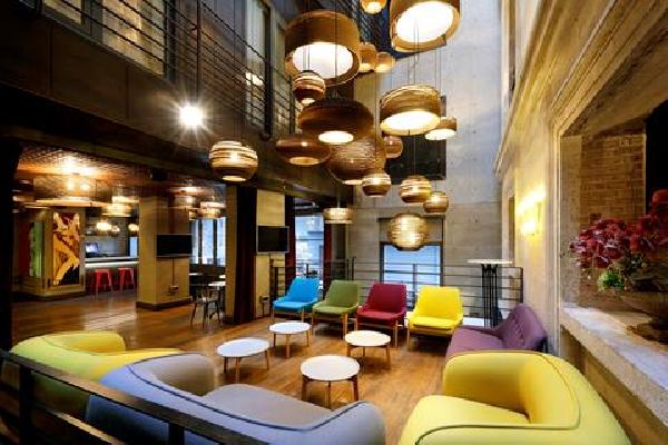 Ikonik The Public Stedentrip