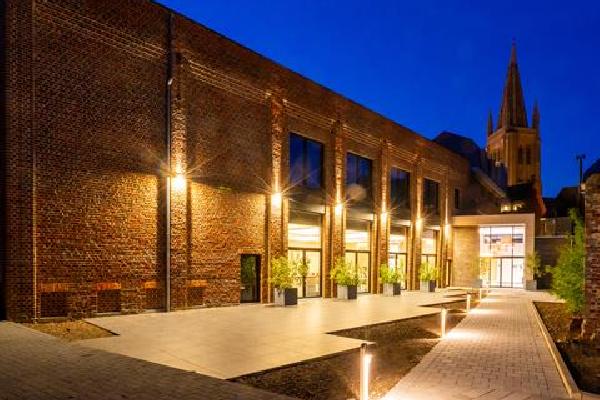 Albion Hotel Ypres Autovakantie