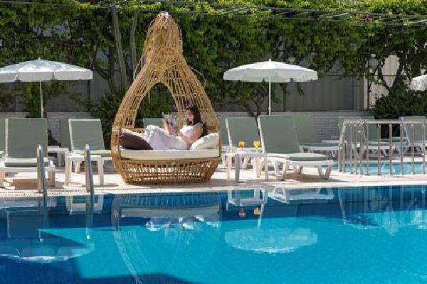 Kleopatra Tuna Zonvakantie