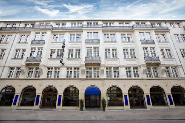 Select Checkpoint Charlie Stedentrip