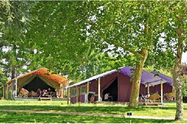 Le Bois d'Amour Flower Autovakantie