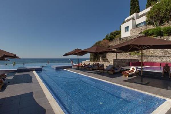 Avala Resort & Villas Zonvakantie