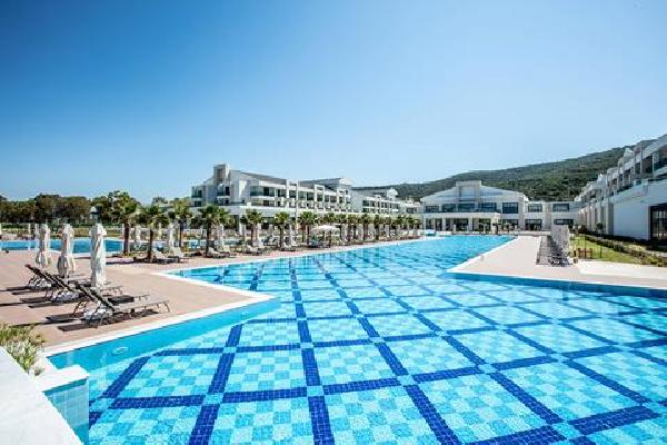 KoruMar Ephesus Beach & Spa Resort Zonvakantie