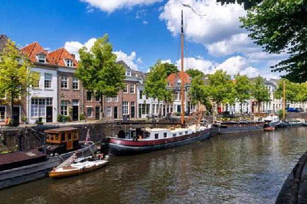 4 daagse fietsreis Land van Maas en Waal Autovakantie