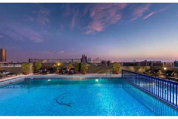 Savoy Central Zonvakantie