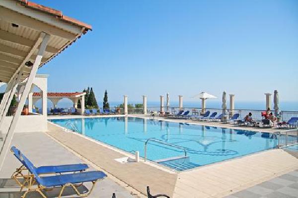 Mouikis Sun Village Zonvakantie