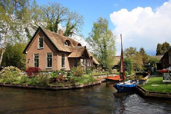 5 daagse fietsreis Giethoorn en Nationale Parken Autovakantie